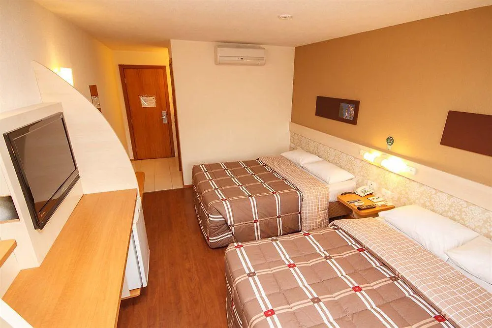 Hotel 10 Joinville 3*,  Brasil